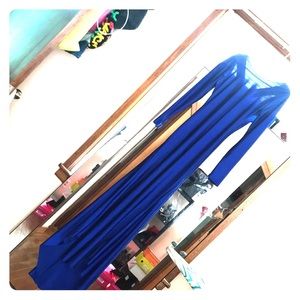 Royal dress can be worn for nice dinner or prom!